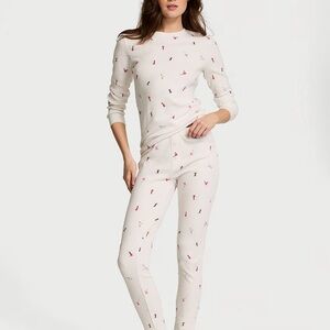 Victoria's Secret Cream Pajama Set with Long Sleeves and Fitted Silhouette